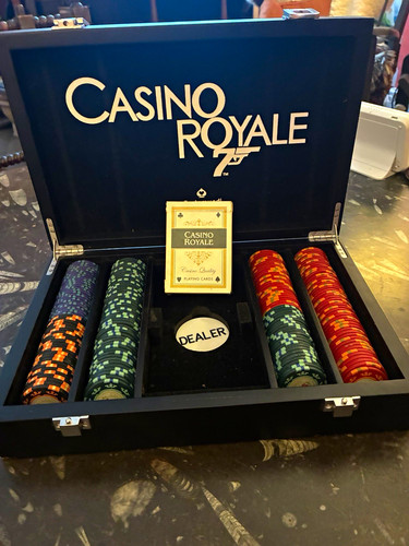 Casino royale 007 poker - 007,