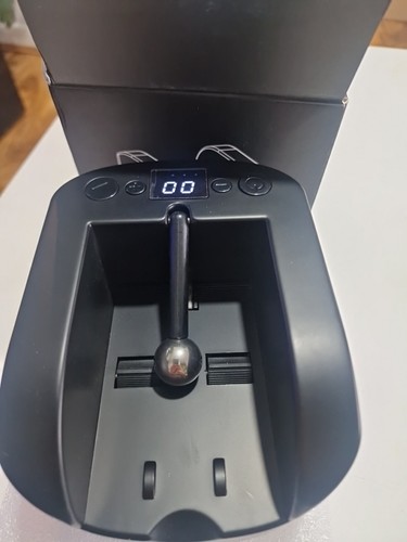 Automatic card dealer - card,